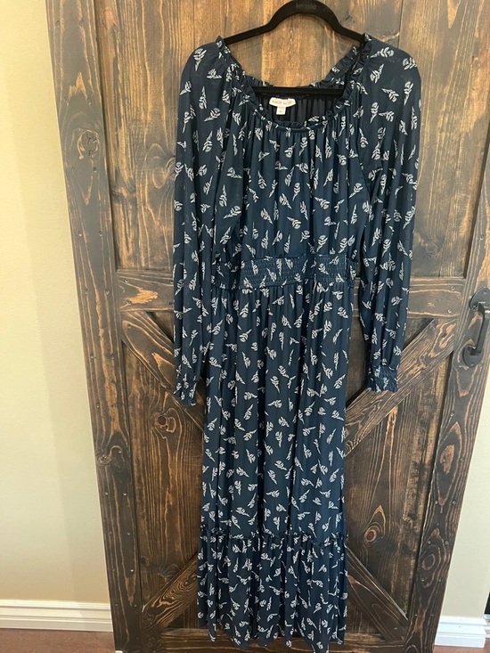 Knox Rose Dresses & Skirts - Knox Rose Navy Floral Long Sleeve Maxi Dress